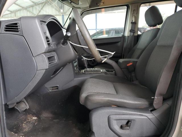 1J8HG48K98C129806 - 2008 JEEP COMMANDER SPORT CREAM photo 7