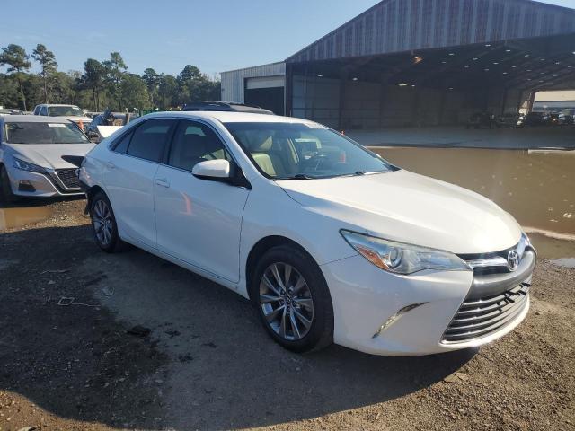 4T4BF1FK9GR544930 - 2016 TOYOTA CAMRY LE 白色 照片 4