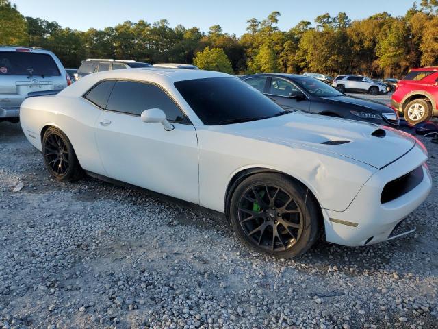 2C3CDZFJ0MH578823 - 2021 DODGE CHALLENGER R/T SCAT PACK WHITE photo 4