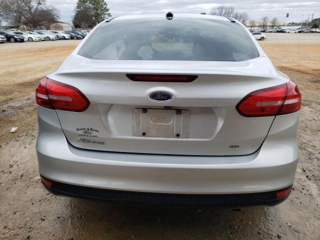 1FADP3F22JL245508 - 2018 FORD FOCUS SE SILVER photo 6