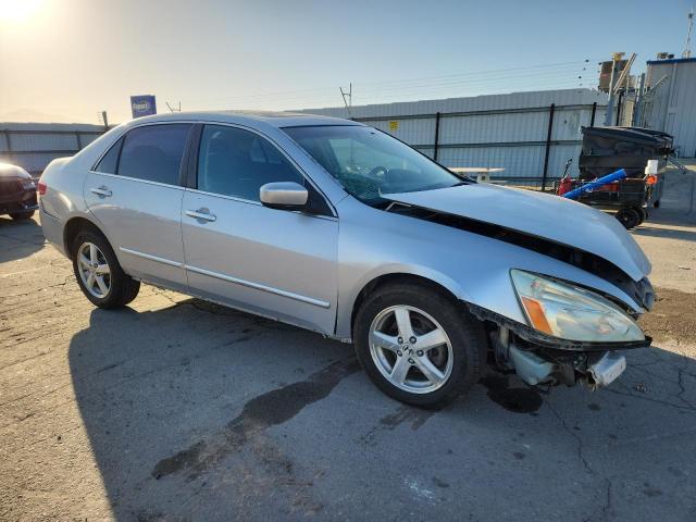 1HGCM56715A054526 - 2005 HONDA ACCORD EX SILVER photo 4
