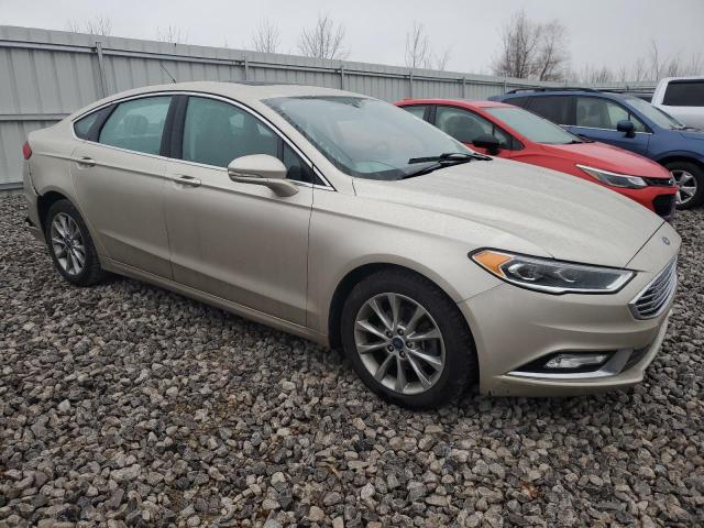 3FA6P0HD9HR228142 - 2017 FORD FUSION SE BEIGE photo 4