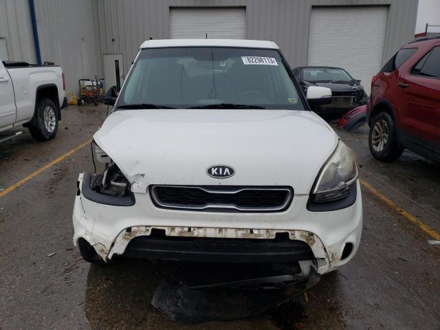 KNDJT2A6XC7401660 - 2012 KIA SOUL + WHITE photo 5