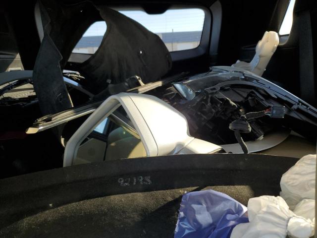 1GYKNDRS9KZ106672 - 2019 CADILLAC XT5 LUXURY Biały zdjęcie 10