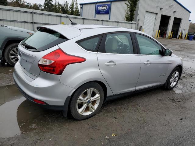 1FADP3R4XEL303299 - 2014 FORD FOCUS BEV SILVER photo 3