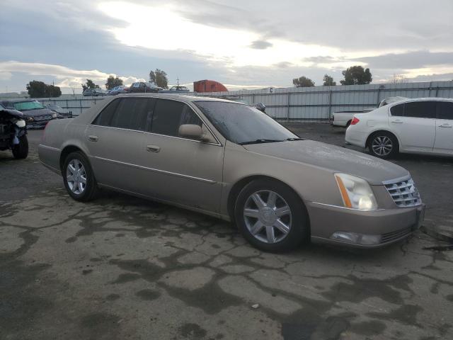 1G6KD57Y17U114973 - 2007 CADILLAC DTS SILVER photo 4