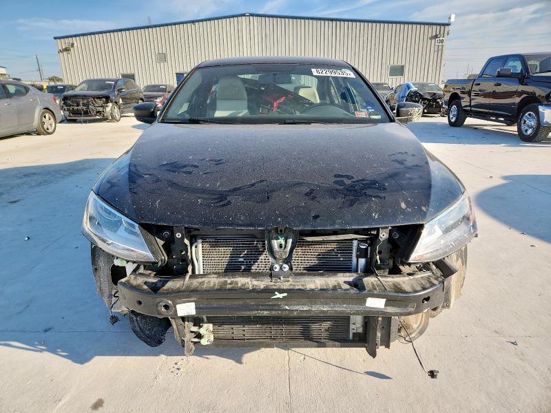 3VWD17AJ1GM411233 - 2016 VOLKSWAGEN JETTA SPORT 黑色 照片 5