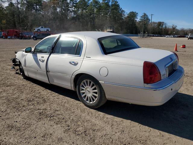 1LNHM81W33Y630900 - 2003 LINCOLN TOWN CAR EXECUTIVE WHITE photo 2