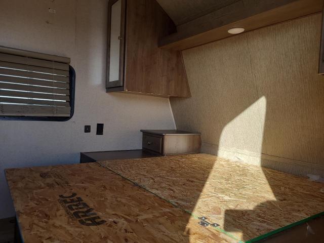 4YDT28523KM932489 - 2019 COLE CAMPER WHITE photo 5