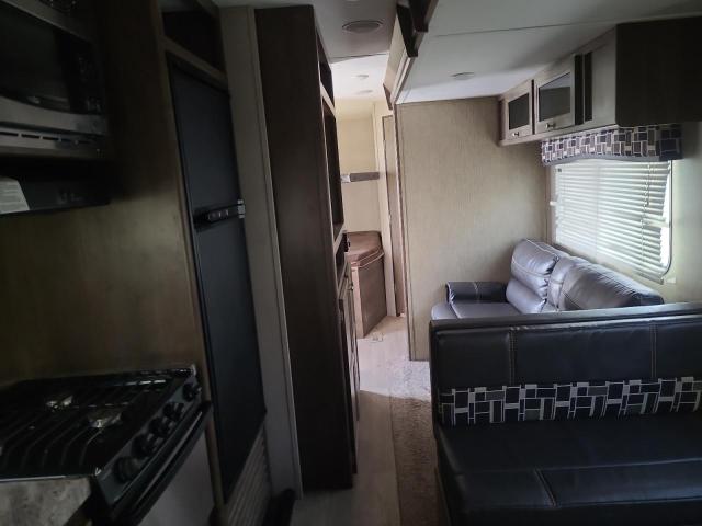 4YDT28523KM932489 - 2019 COLE CAMPER WHITE photo 9