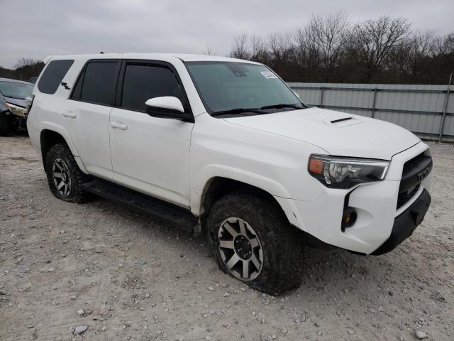 JTEBU5JR5L5798473 - 2020 TOYOTA 4RUNNER SR5/SR5 PREMIUM WHITE photo 4