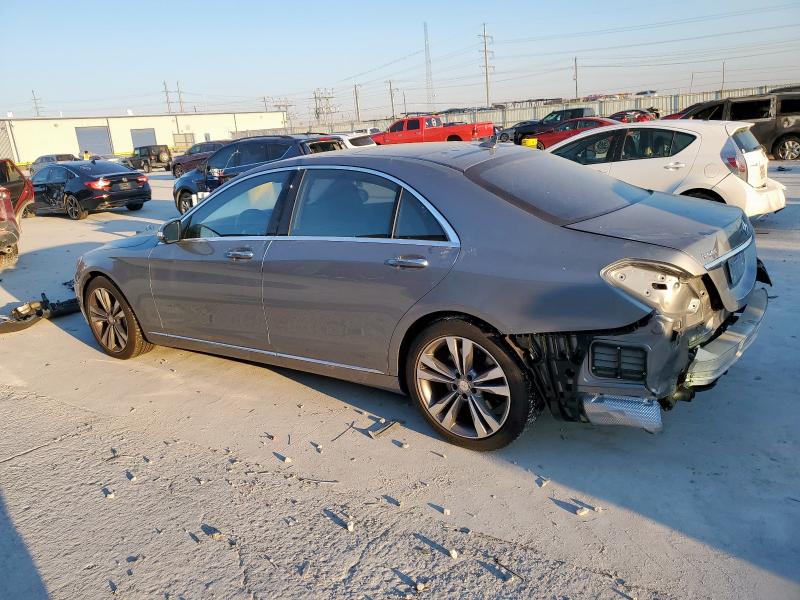 WDDUG8FB3FA082948 - 2015 MERCEDES-BENZ S 550 4MATIC GRAY photo 2