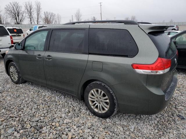 5TDYK3DC4BS134920 - 2011 TOYOTA SIENNA XLE GRAY photo 2