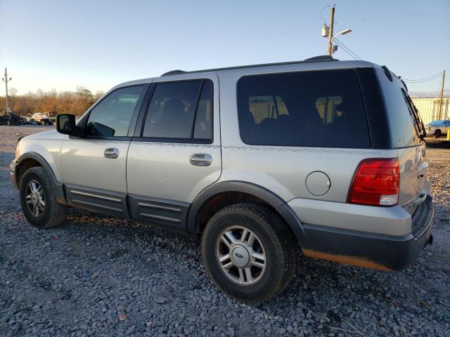 1FMRU15W84LB37959 - 2004 FORD EXPEDITION XLT SILVER photo 2