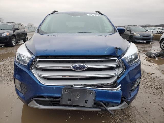 1FMCU9GD9JUB15538 - 2018 FORD ESCAPE SE BLUE photo 5