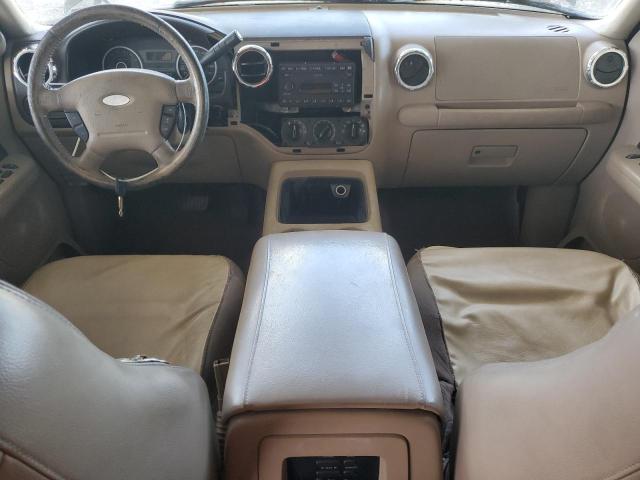 1FMPU15525LA33760 - 2005 FORD EXPEDITION XLT GREEN photo 8