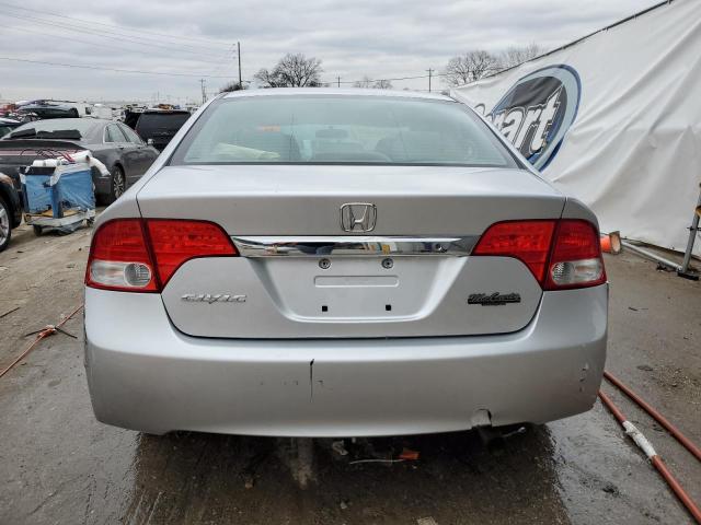 19XFA16529E028726 - 2009 HONDA CIVIC LX SILVER photo 6