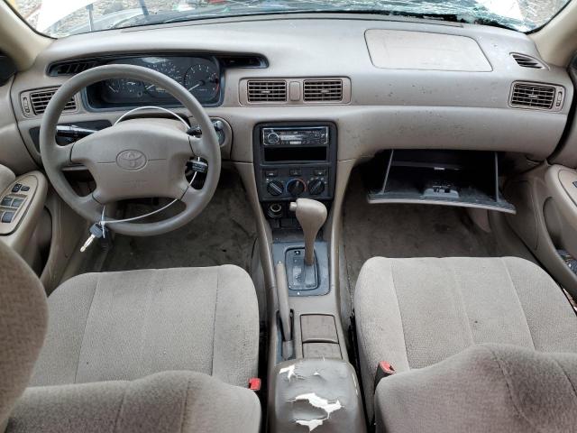 JT2BG22K410604062 - 2001 TOYOTA CAMRY CE WHITE photo 8