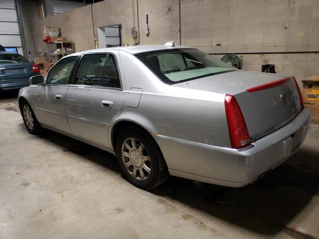 1G6KD57Y39U114086 - 2009 CADILLAC DTS SILVER photo 2