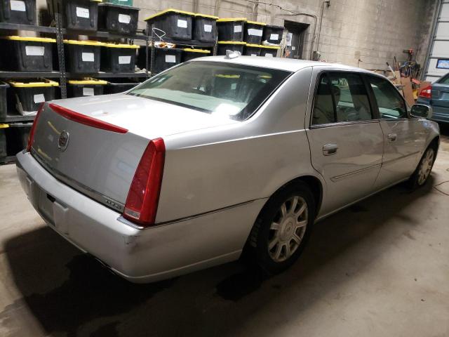 1G6KD57Y39U114086 - 2009 CADILLAC DTS SILVER photo 3