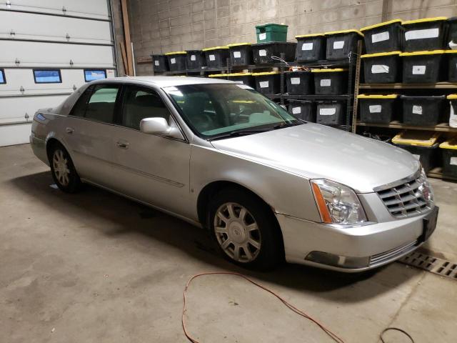 1G6KD57Y39U114086 - 2009 CADILLAC DTS SILVER photo 4