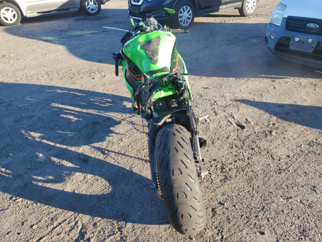 JKBZXVM17PA005127 - 2023 KAWASAKI ZX10R M GREEN photo 4