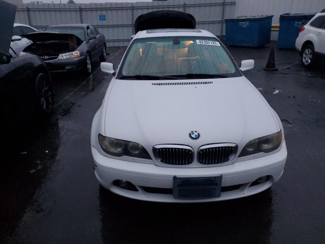 WBABD53474PL10990 - 2004 BMW 330 CI WHITE photo 5