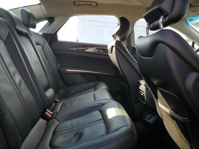 3LN6L2G96ER833497 - 2014 LINCOLN MKZ RED photo 10