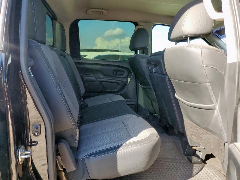 1N6AA1EE0LN503639 - 2020 NISSAN TITAN S 黑色 照片 10