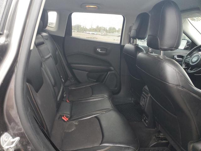 3C4NJDBB5JT392759 - 2018 JEEP COMPASS LATITUDE Grafitowy zdjęcie 11