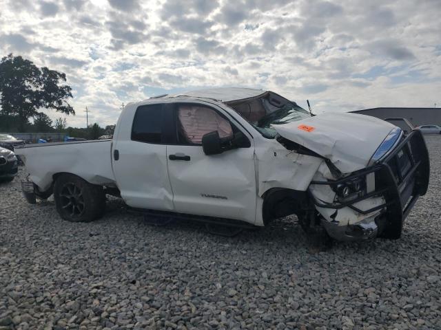 5TFRM5F10AX013199 - 2010 TOYOTA TUNDRA DOUBLE CAB SR5 WHITE photo 4