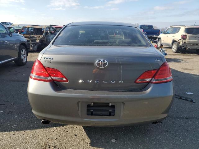 4T1BK36B36U129554 - 2006 TOYOTA AVALON XL GRAY photo 6