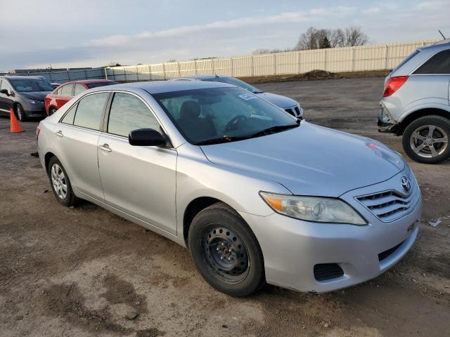 4T1BF3EK3AU066132 - 2010 TOYOTA CAMRY BASE SILVER photo 4