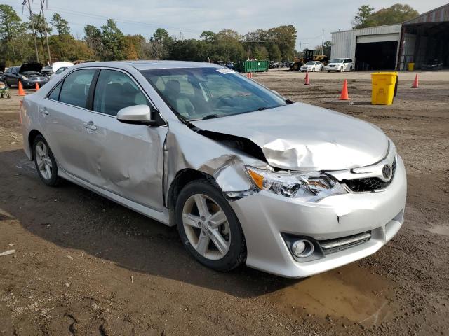 4T1BF1FK4EU754973 - 2014 TOYOTA CAMRY L SILVER photo 4