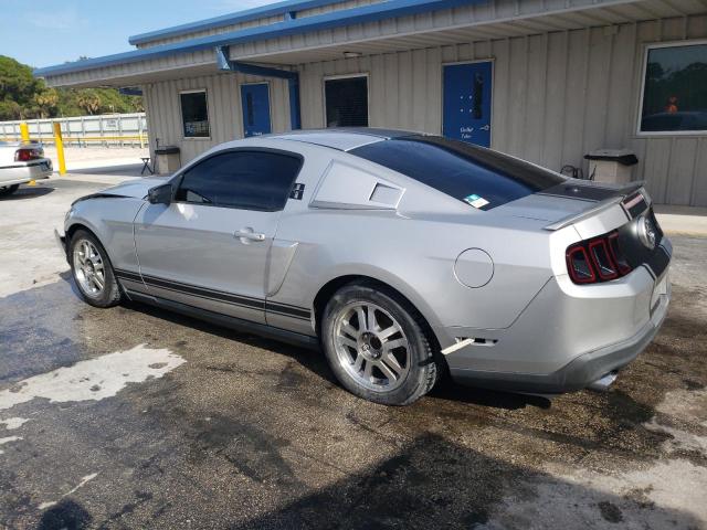 1ZVBP8AM2C5268797 - 2012 FORD MUSTANG SILVER photo 2