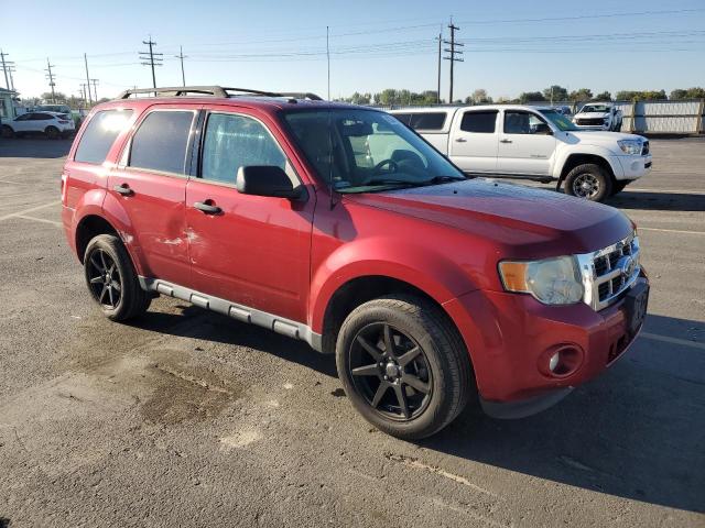1FMCU0D7XCKC66901 - 2012 FORD ESCAPE XLT Rojo foto 4