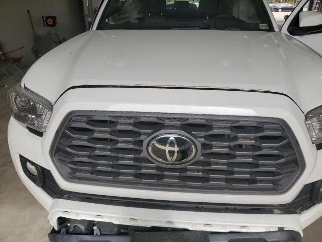 3TMCZ5AN5PM625110 - 2023 TOYOTA TACOMA DOUBLE CAB WHITE photo 11