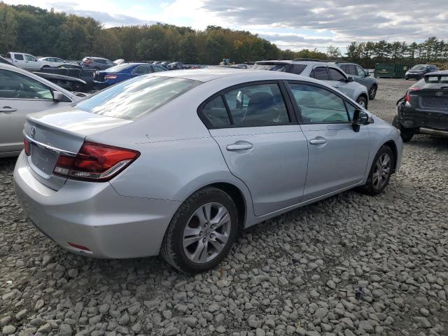 2HGFB2F58FH506247 - 2015 HONDA CIVIC LX 银色 照片 3