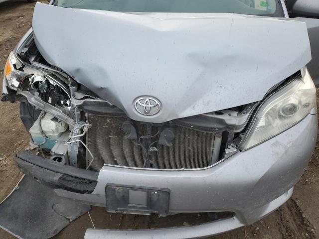 5TDYK3DC6ES428162 - 2014 TOYOTA SIENNA XLE SILVER photo 11