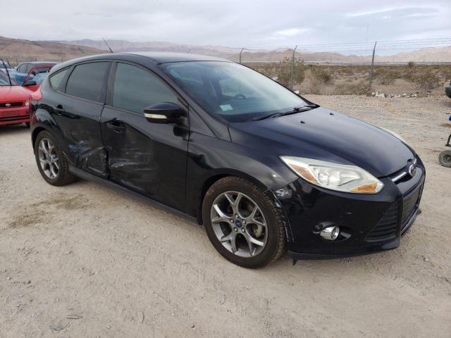 1FADP3K20EL391630 - 2014 FORD FOCUS SE BLACK photo 4