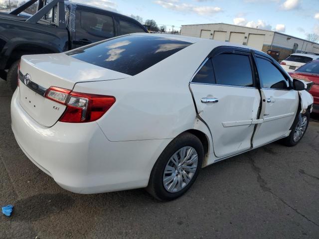 4T4BF1FK2ER389263 - 2014 TOYOTA CAMRY L WHITE photo 3