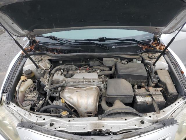 4T1BF3EK1BU617742 - 2011 TOYOTA CAMRY BASE SILVER photo 11