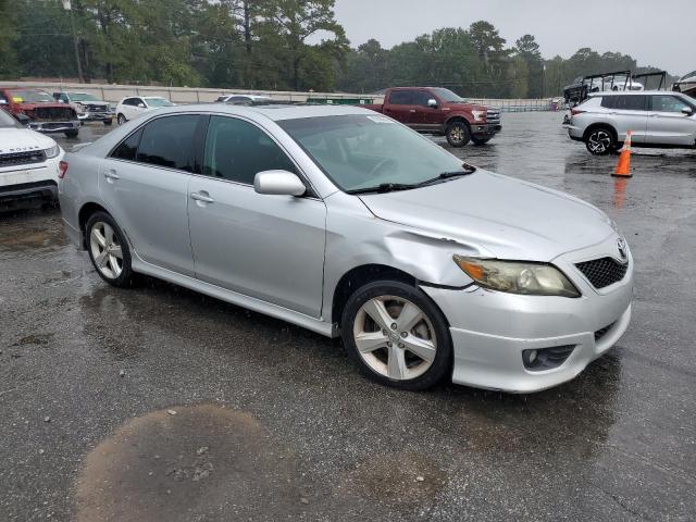 4T1BF3EK1BU617742 - 2011 TOYOTA CAMRY BASE SILVER photo 4