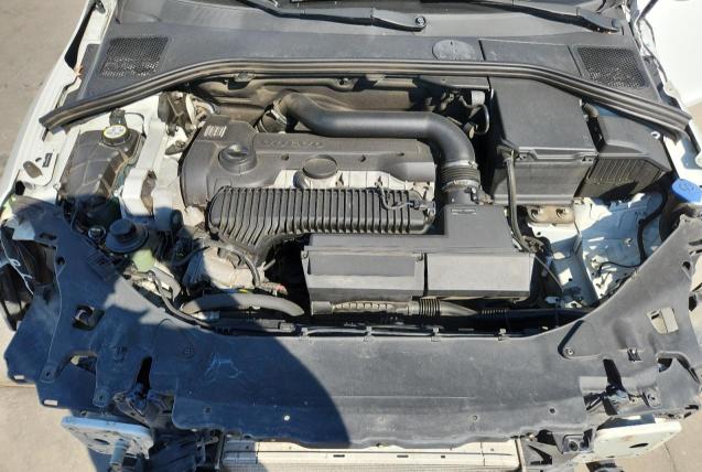 YV1612FS5D2177028 - 2013 VOLVO S60 T5 WHITE photo 11