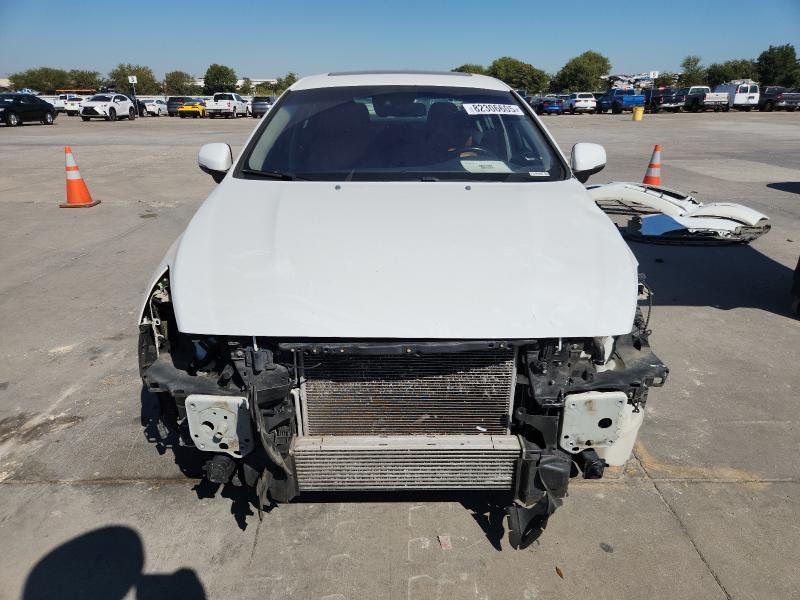 YV1612FS5D2177028 - 2013 VOLVO S60 T5 WHITE photo 5