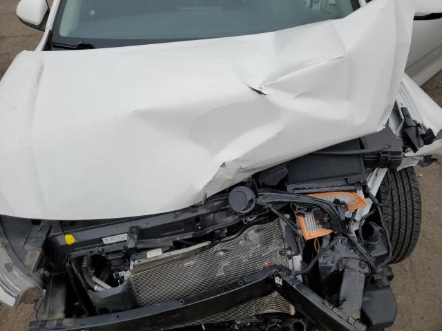 3KPA24AB1KE233112 - 2019 KIA RIO S WHITE photo 11