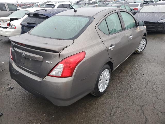 3N1CN7AP4HL802118 - 2017 NISSAN VERSA S GRAY photo 3