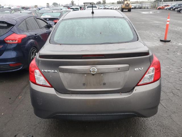 3N1CN7AP4HL802118 - 2017 NISSAN VERSA S GRAY photo 6