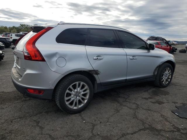 YV4992DZ3A2030369 - 2010 VOLVO XC60 T6 SILVER photo 3
