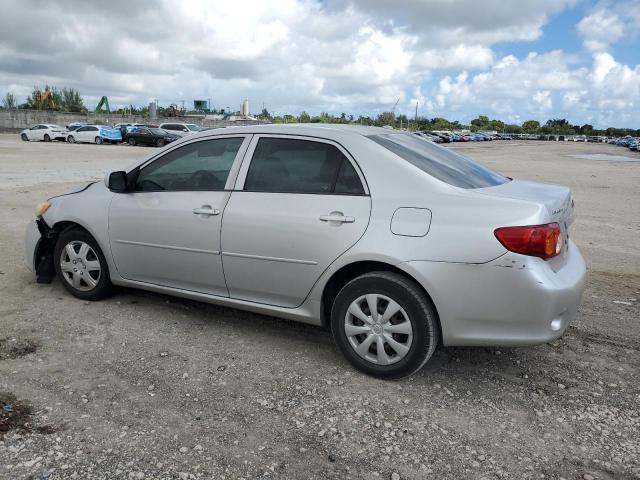 1NXBU4EE8AZ312873 - 2010 TOYOTA COROLLA BASE Gümüş fotoğraf 2